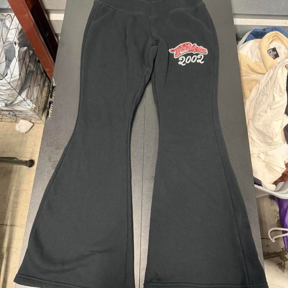 Y2K Black True Religion zip-up hoodie and flare pant set - Picture 5 of 8